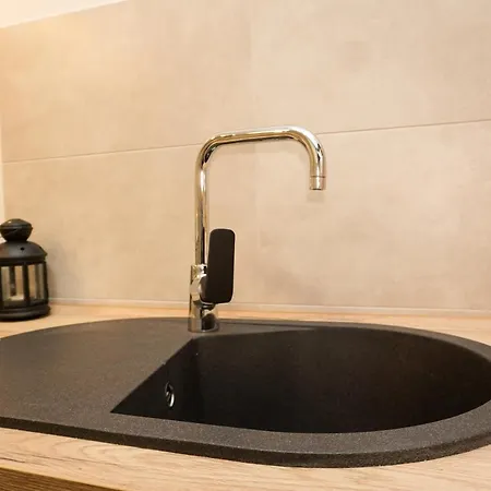 Palace - Pupinova Palata 诺威萨